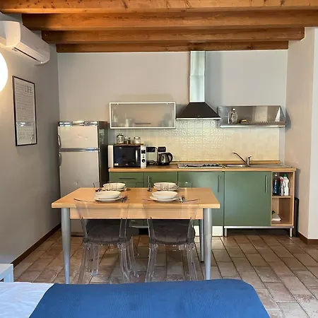 Cozy Flat + Parking Close To Center/airport 贝尔加莫