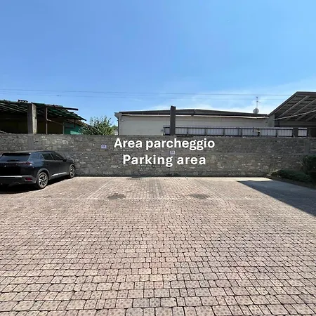 Apartamento Cozy Flat + Parking Close To Center/airport *