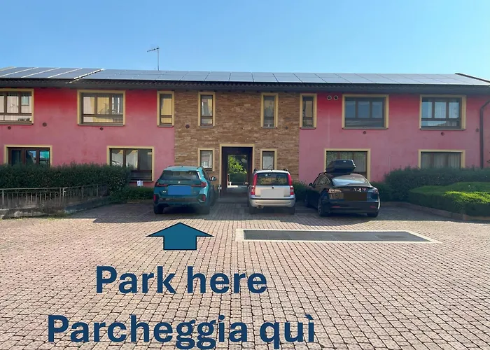 アパート Cozy Flat + Parking Close To Center/airport