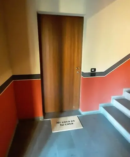 Cozy Flat + Parking Close To Center/airport Διαμέρισμα